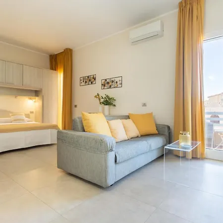 New Ca'mea Вилласимиус