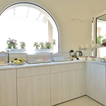 New Ca'mea מלון 3*