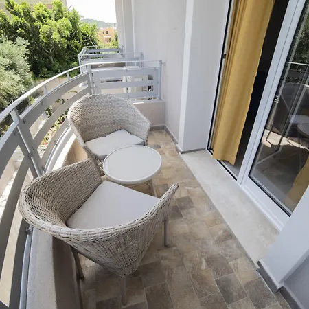 New Ca'mea Hotel
